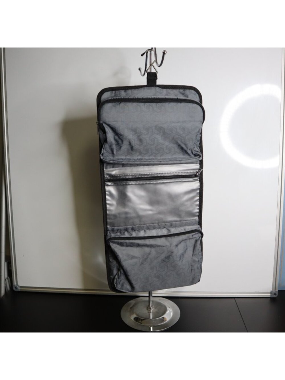 DG-163 Delsey Hanging Toiletry Bag Zippered Compartments Portable Travel Organiz
